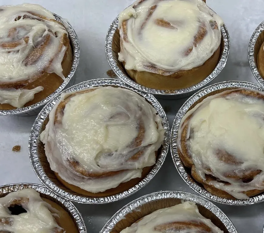 slice-of-heaven-bellingham-cinnamon-rolls-cream-cheese image