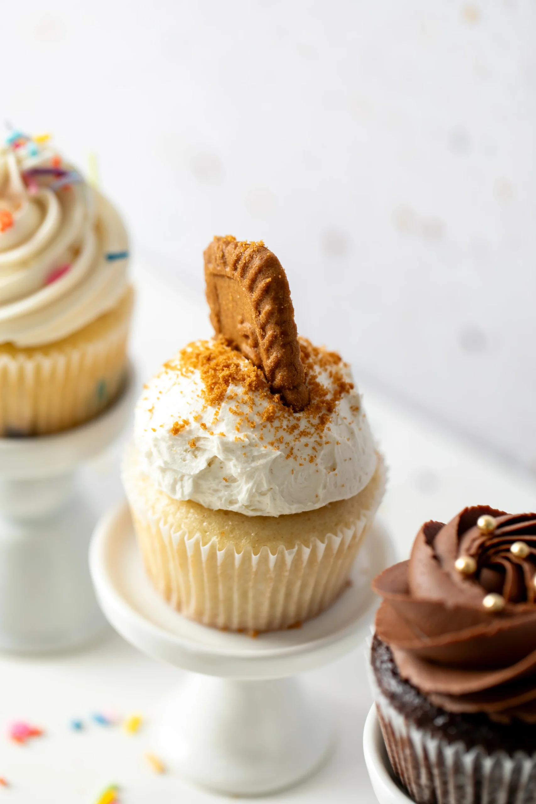 slice-of-heaven-bellingham-cupcake-vanilla-biscoff image
