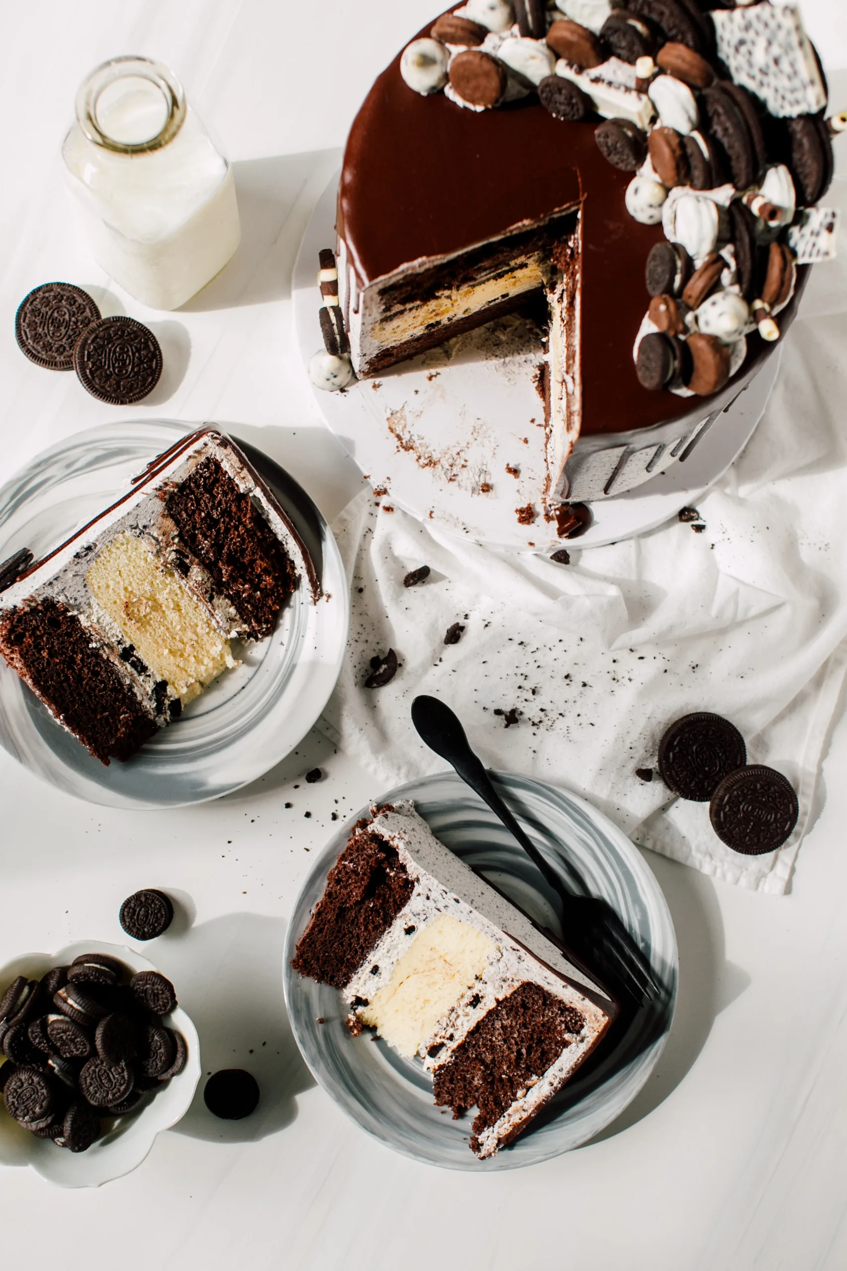 slice-of-heaven-bellingham-oreo-cookie-dough-cake-overhead image