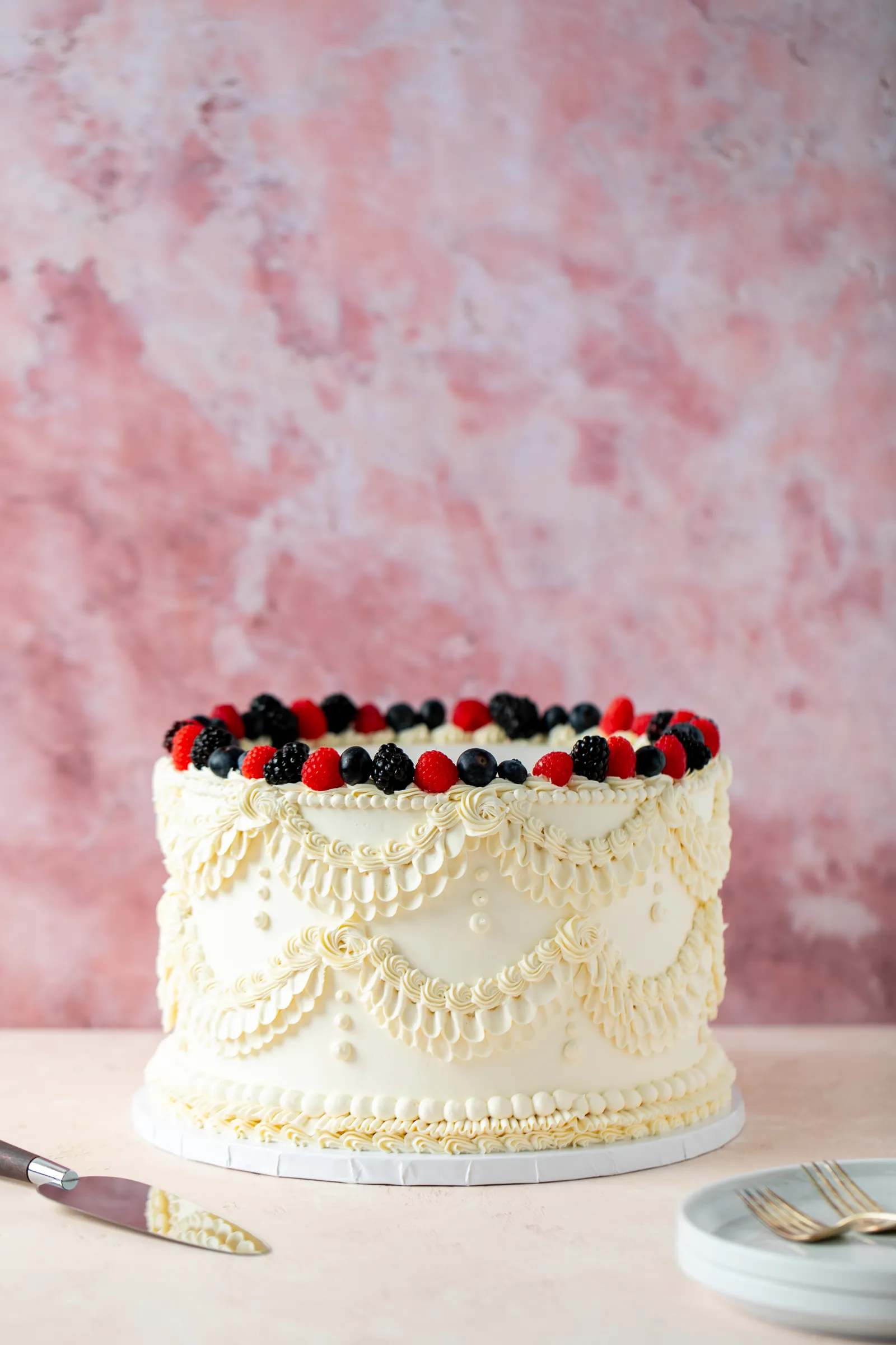 slice-of-heaven-bellingham-pro-lace-berry-cake-full image