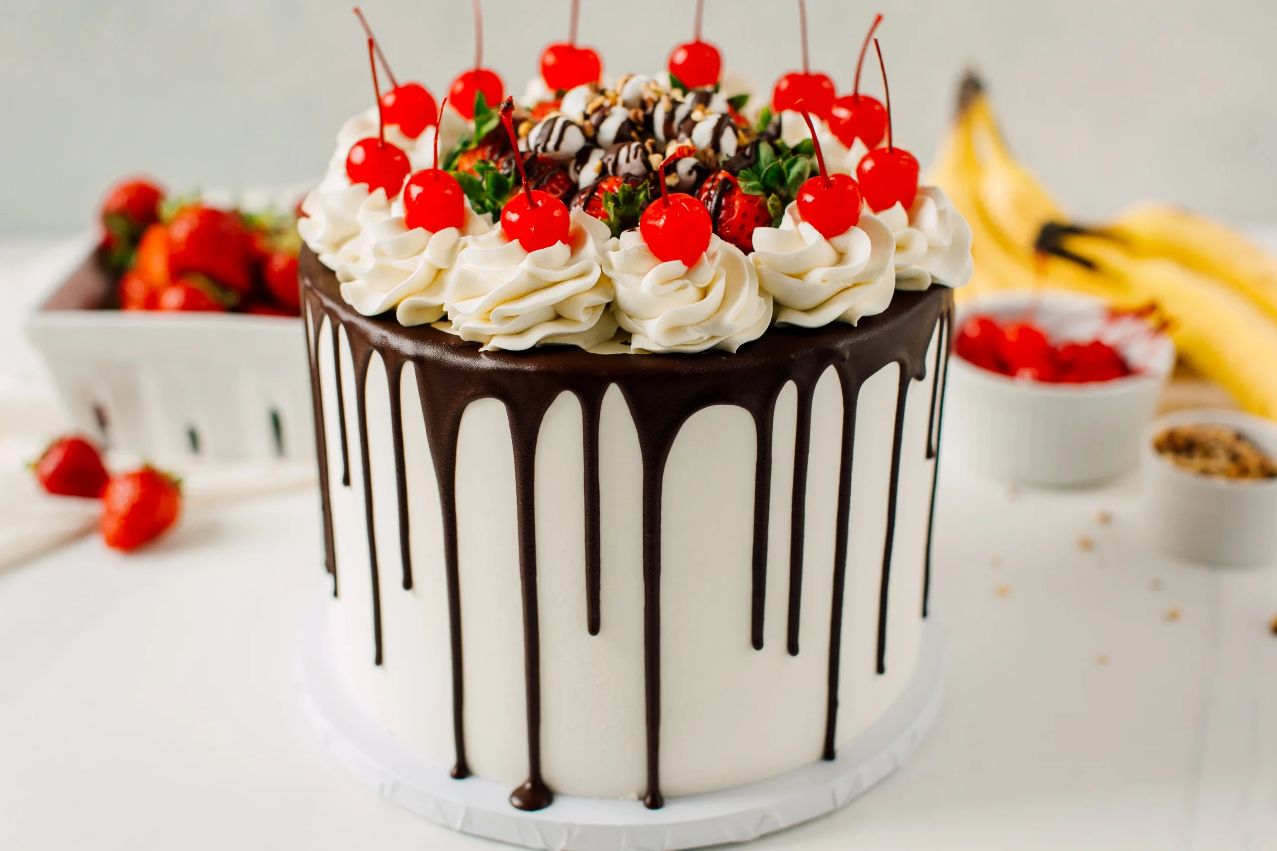 slice-of-heaven-bellingham-signature-custom-cake-display image